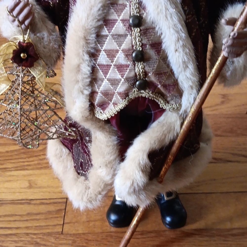 NWT Treasured Santas Holiday Collectible ■ Fancy Santa - Picture 3 of 8